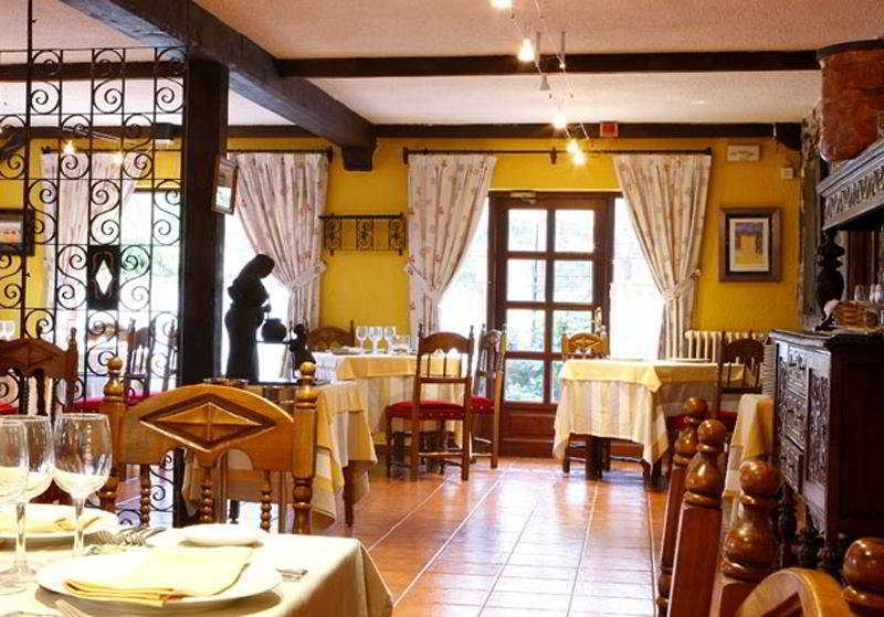 Hotel Marques De La Moral Naveces Buitenkant foto